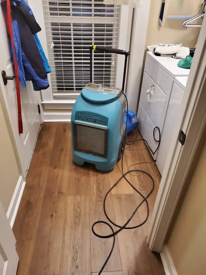 Commercial dehumidifier deployed for Crawl Space Restoration in Gardiner